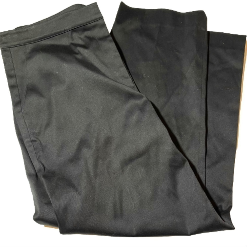 St. John Black Label Black Wide Leg Trouser Lightweight Pants EUC Size 10.